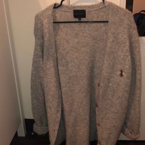 Grey cardigan
